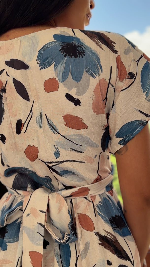 #Color_Blue/Rust Floral